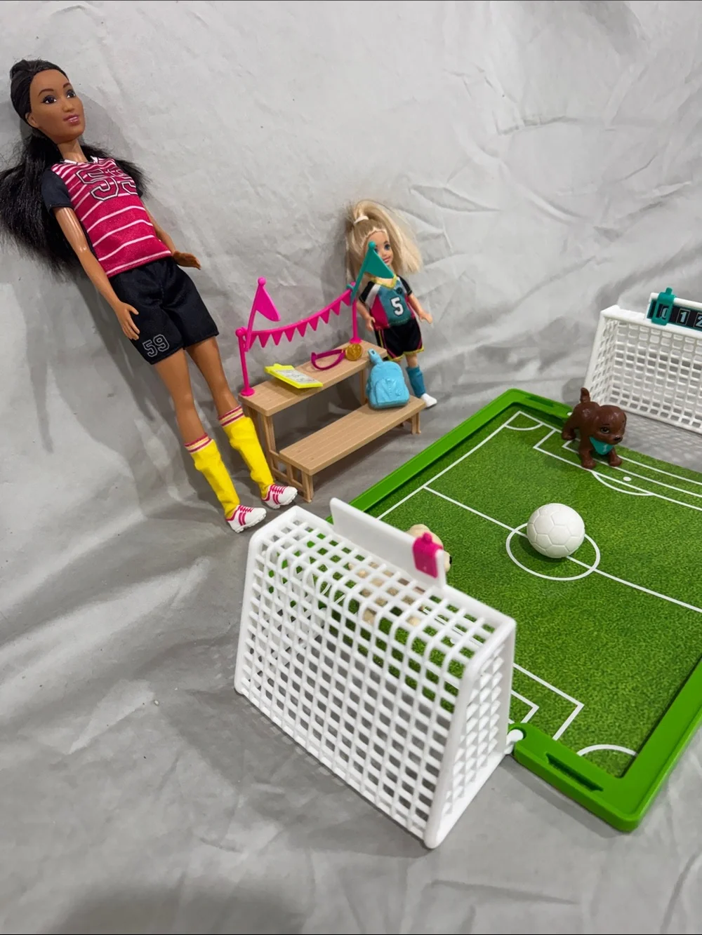 Barbie Chelsea Soccer Playset with additional soccer Barbie doll